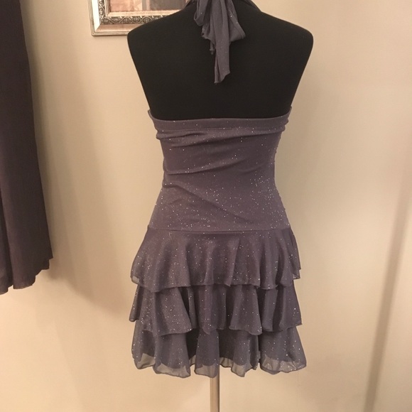 Dress - Picture 2 of 4